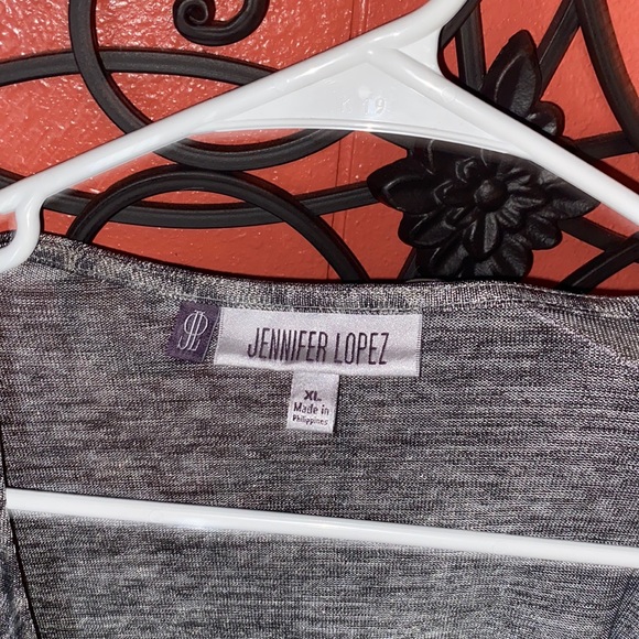 J Lo —- new very nice top - Picture 2 of 3